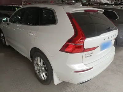 Volvo XC60 2019, 62699 км, за 130051.1 CNY - фото 4