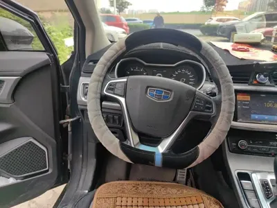 Geely Emgrand GS 2017, 68300 км, за 23800 CNY