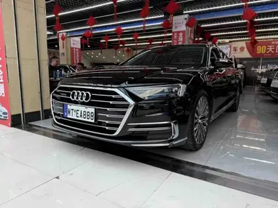 Audi A8 · 2019 год