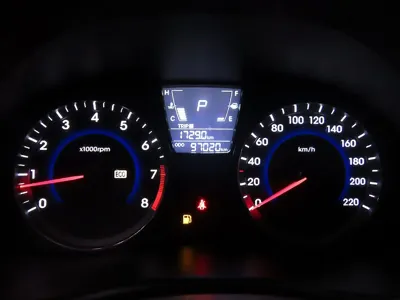 Hyundai Accent 2012, 96996 км, за 4000000 KRW - фото 9