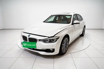 BMW 3 Series 2018, 50800 км, за 101996.73 CNY - фото 1