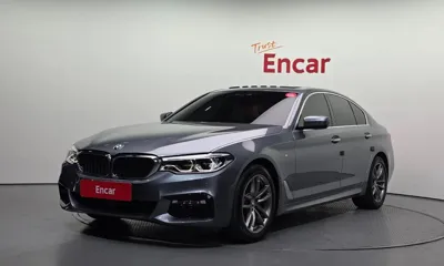 BMW 5-Series · 2018 год