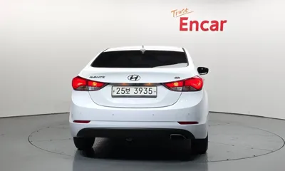 Hyundai Avante 2015, 110342 км, за 6500000 KRW
