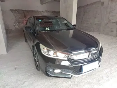 Honda Accord 2016, 59900 км, за 52500 CNY