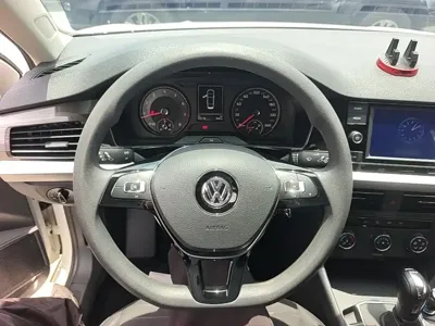 Volkswagen Lavida 2019, 88500 км, за 61100 CNY - фото 11
