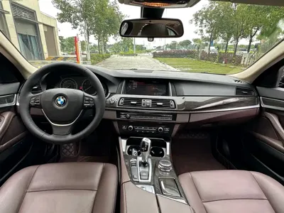 BMW 5 Series 2015, 139000 км, за 59900 CNY - фото 11