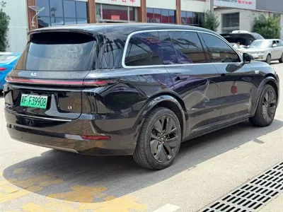 Li Auto Li L9 2023, 57000 км, за 256800 CNY