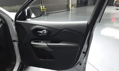 Jeep Cherokee 2020, 66780 км, за 14500000 KRW - фото 24