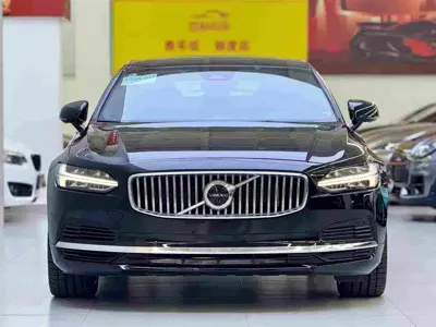 Volvo S90 PHEV 2021, 64000 км, за 179800 CNY