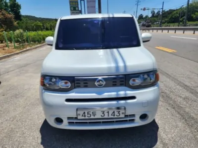 Nissan Cube · 2012 год