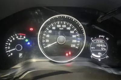 Honda Vezel 2015, 149500 км, за 38938.77 CNY - фото 12