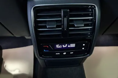 Volkswagen Magotan 2023, 18000 км, за 149582.52 CNY