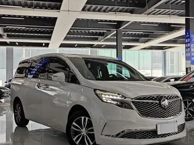 Buick GL8 2021, 75000 км, за 142000 CNY