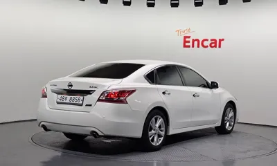 Nissan Altima 2013, 122865 км, за 4500000 KRW