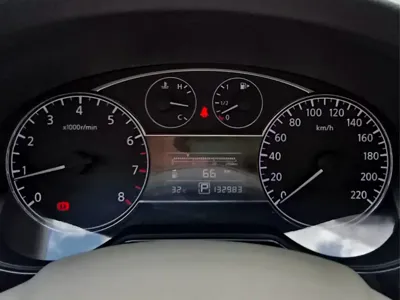 Nissan Tiida 2012, 133000 км, за 17800 CNY - фото 12