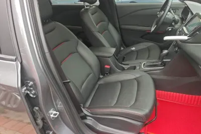 Chevrolet Monza 2019, 118500 км, за 42004.65 CNY - фото 19