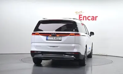 Kia Canival 2023, 51082 км, за 28500000 KRW