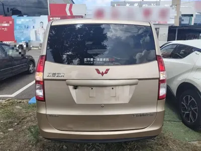 Wuling Hongguang 2015, 88500 км, за 13799 CNY