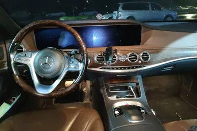 Mercedes-Benz S-Class 2019, 151100 км, за 310007.79 CNY - фото 9