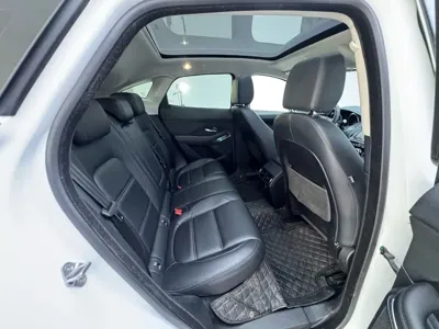 Jaguar E-Pace 2021, 65000 км, за 96800 CNY - фото 16