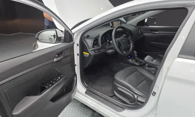 Hyundai Avante 2017, 150310 км, за 7800000 KRW - фото 10