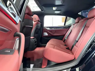 BMW 5 Series 2022, 50000 км, за 167800 CNY - фото 9