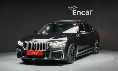 BMW 7-Series · 2021 год