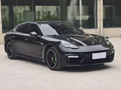 Porsche Panamera · 2013 год
