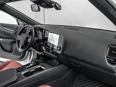 Lexus NX 2023, 41000 км, за 173800 CNY - фото 19