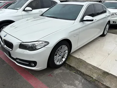 BMW 5 Series 2016, 100000 км, за 59800 CNY - фото 1