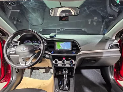 Hyundai Avante 2019, 34898 км, за 12300000 KRW - фото 5