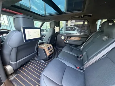 Land Rover Range Rover 2019, 83000 км, за 678000 CNY - фото 8