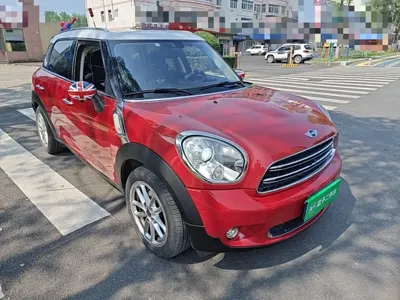 MINI Mini Countryman 2015, 83200 км, за 46300 CNY