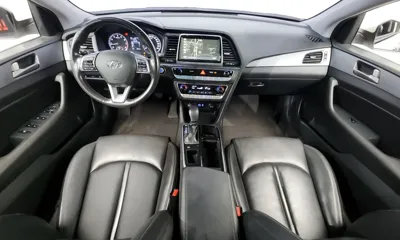 Hyundai Sonata 2018, 80069 км, за 12900000 KRW - фото 7