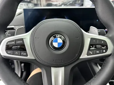 BMW 3 Series 2023, 29000 км, за 238800 CNY - фото 13