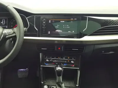 Volkswagen Passat 2021, 24600 км, за 85800 CNY - фото 12
