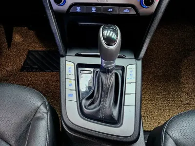 Hyundai Avante 2018, 49593 км, за 11700000 KRW - фото 15