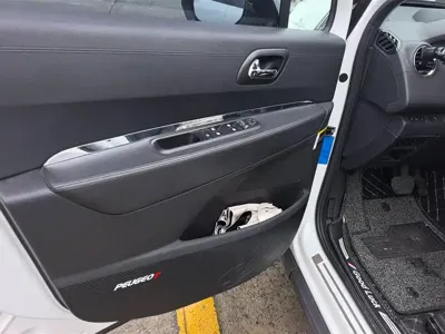 Peugeot 3008 2015, 98100 км, за 18000 CNY - фото 7