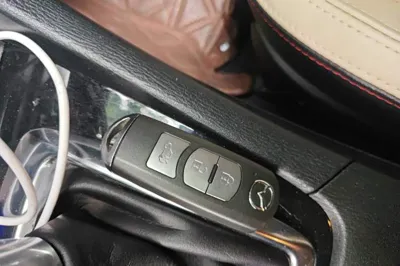 Mazda Atenza 2014, 101900 км, за 55281.09 CNY