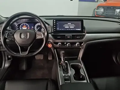 Honda Accord 2022, 71500 км, за 105300 CNY - фото 12