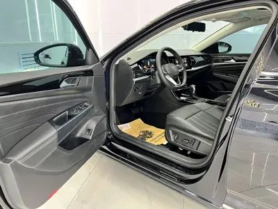 Volkswagen Passat 2023, 46000 км, за 105800 CNY - фото 7