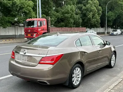 Buick LaCrosse 2015, 87000 км, за 22300 CNY
