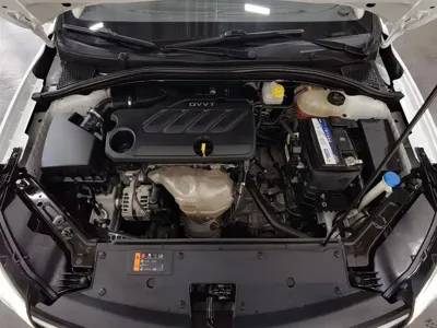 Roewe i5 2019, 52600 км, за 23800 CNY - фото 6