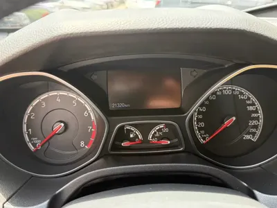 Ford Focus (Import) 2017, 21000 км, за 165799 CNY - фото 10