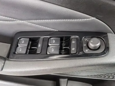 Geely Emgrand 2022, 35300 км, за 39800 CNY - фото 9
