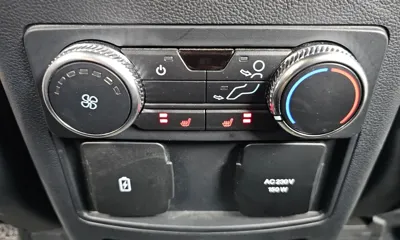 Ford Explorer 2021, 82969 км, за 21900000 KRW - фото 29
