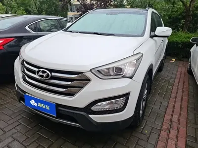 Hyundai Santa Fe · 2014 год