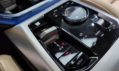 BMW X3 2025, 5065 км, за 99990000 KRW - фото 9