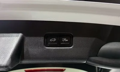 Kia Canival 2023, 57338 км, за 33900000 KRW - фото 29