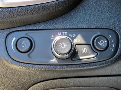 ChevroletGMDaewoo Trax 2019, 81600 км, за 8600000 KRW - фото 13